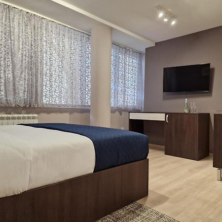 Center Prestige Apartments 贝尔格莱德 外观 照片